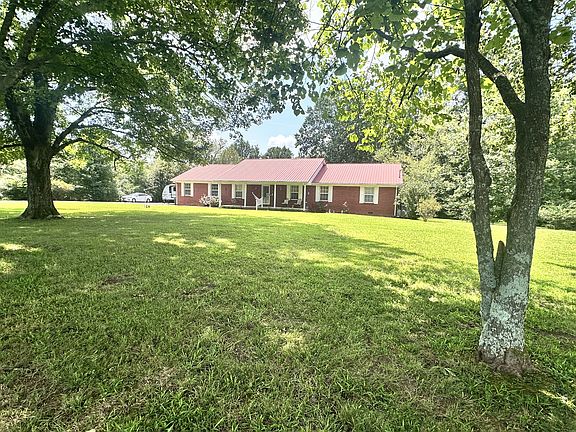 2nd image of 91 Lambs Ferry Rd