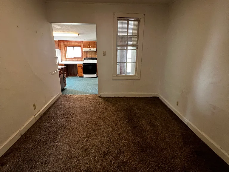419 E Wabasha St — Photo 5