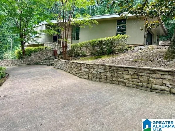 13 Markwoods Rd, Anniston, AL 36207