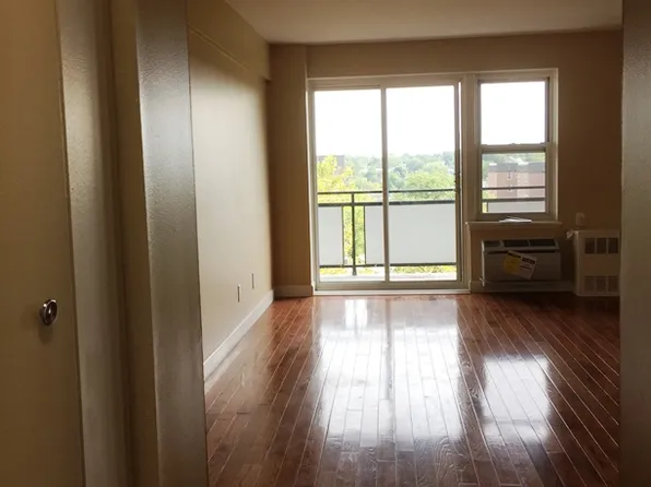 16-70 Bell Boulevard image 15 of 19