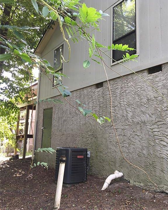 2nd image of 1105 Odom Dr
