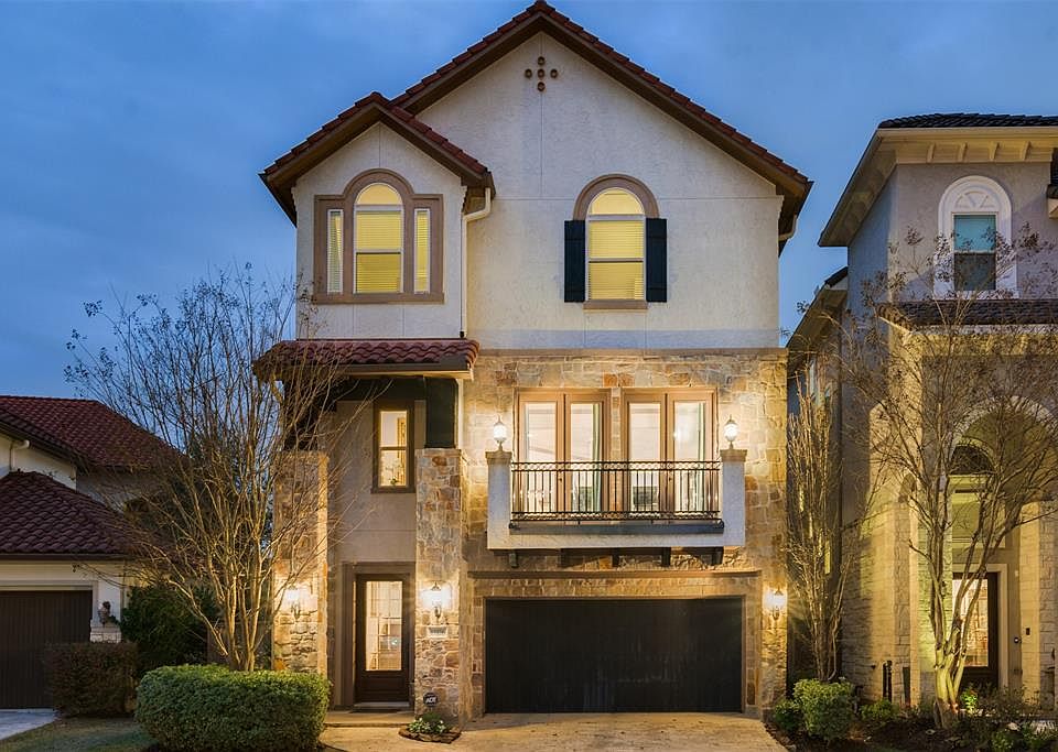 Welcome to this Three Story Show Place with a Stucco and Stone Elevation nestled in the Gated Community of The Enclave of Lake Pointe. Located nearby Whole Foods, Shopping, and Restaurants in the heart of Sugar Land the home enjoys easy access to US 