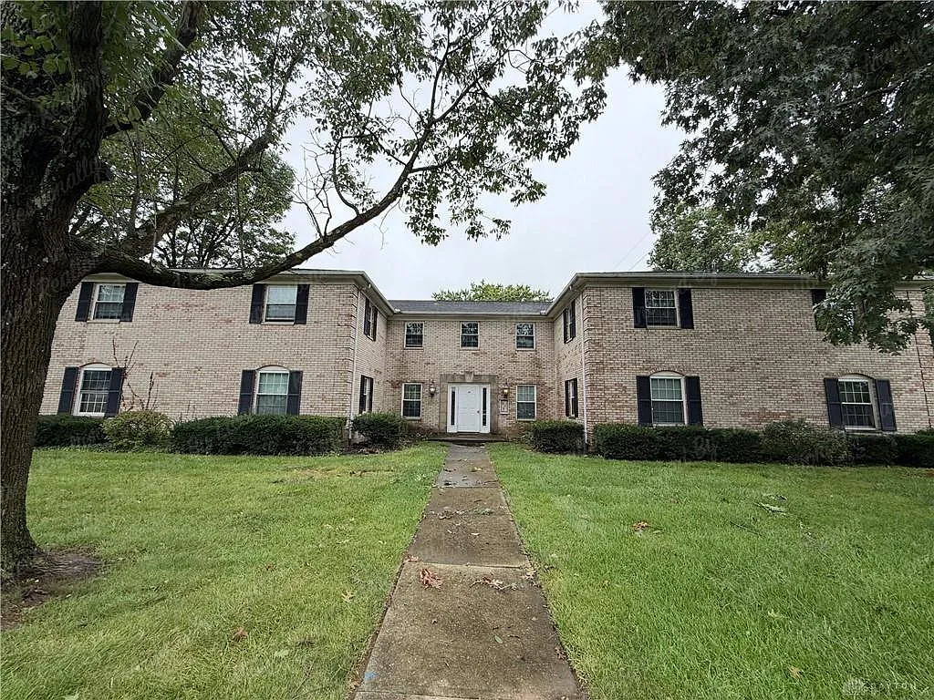 3 bed, 2.0 bath, 1400 sqft, $1,650 — Photo 1