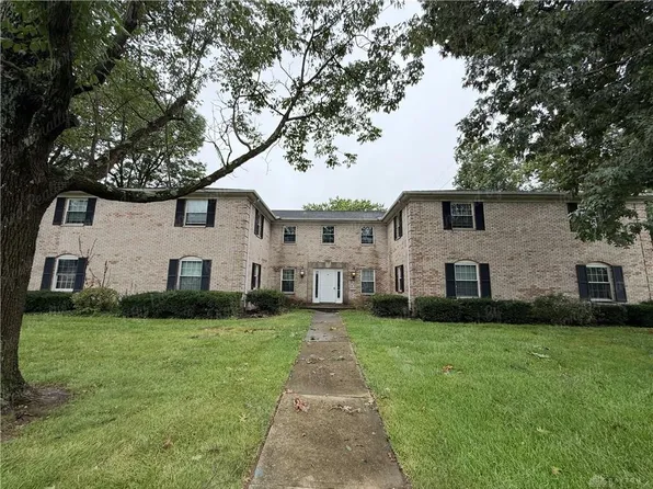 290 E Alex Bell Rd APT 4, Dayton, OH 45459