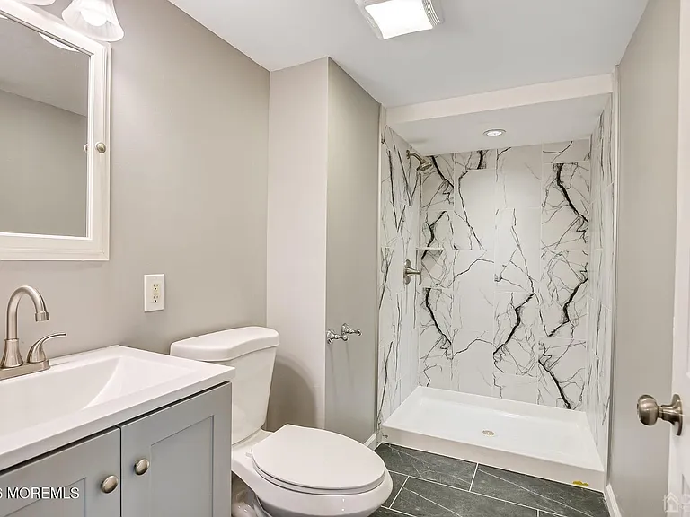48 Johnson Pl — Photo 30