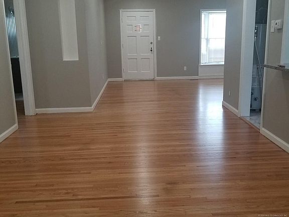 2nd image of 1245 S Urbana Ave