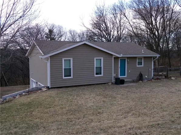 510 E Seybold Rd, Excelsior Springs, MO 64024