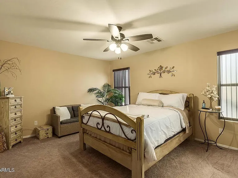 24470 N Shelton Way — Photo 11