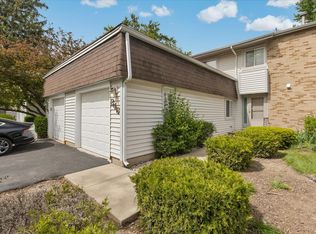 246 Monroe Rd, Bolingbrook, IL 60440