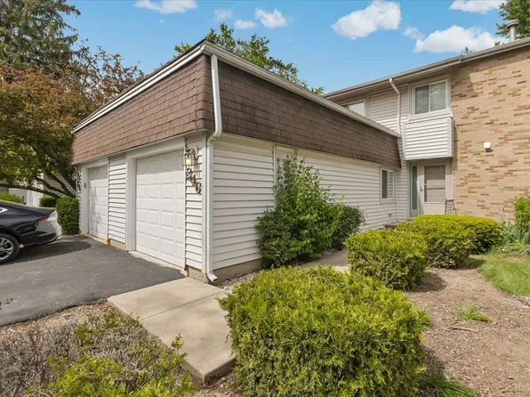 246 Monroe Rd, Bolingbrook, IL 60440