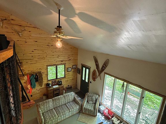 17th image of 2647 Billings Rd