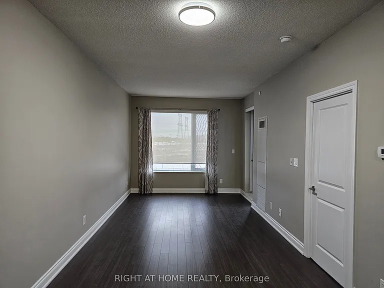 325 S Park Rd #511 — Photo 9