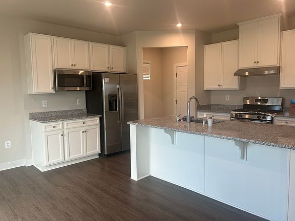 4th image of 10700 Whispering Pine Ln
