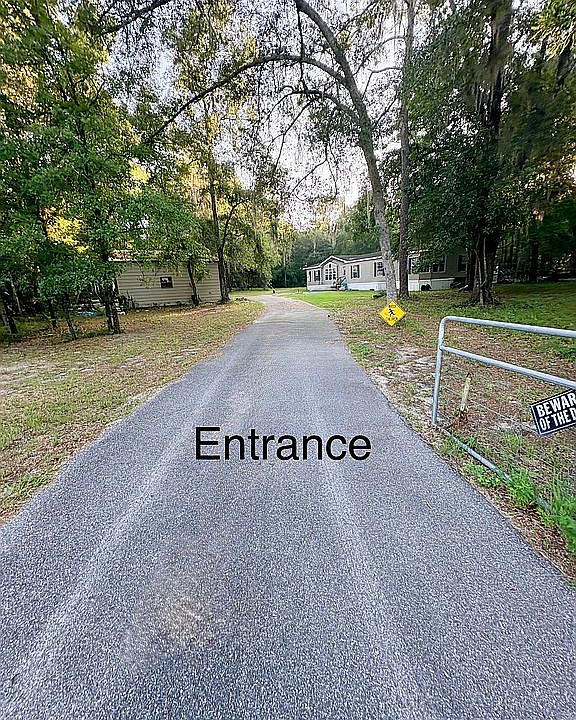 1st image of 449 SW Curtain Ln