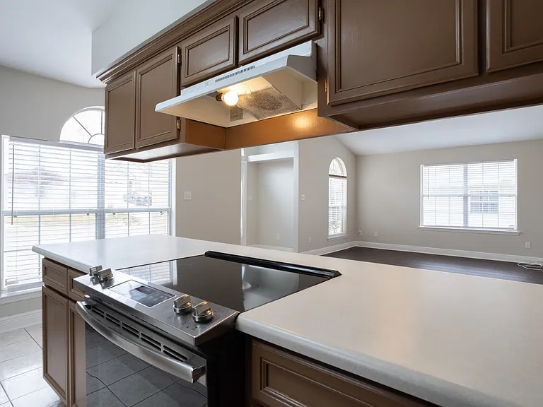 3569 Chatelaine Dr — Photo 15
