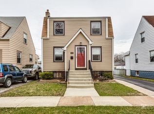 9525 S Francisco Ave, Evergreen Park, IL