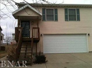 1514 Martin Luther King Dr, Bloomington, IL 61701