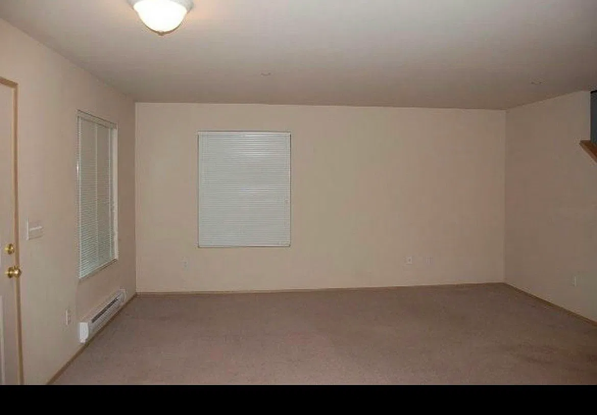 3064 Hoffman Hill Boulevard — Photo 4