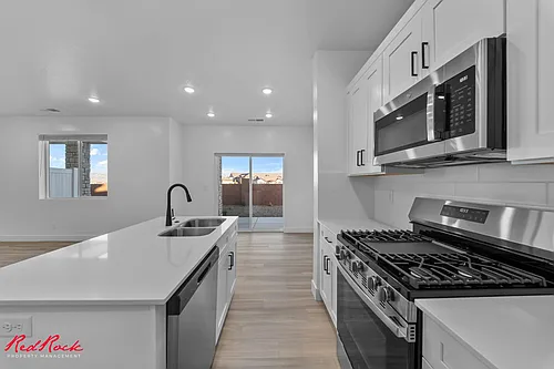 1037 E Malibu Ln Photo 1