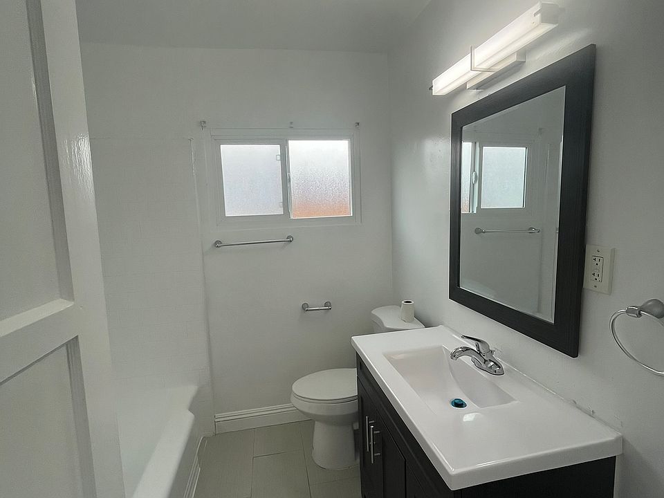 1st image of 4041 E 2nd St APT 3