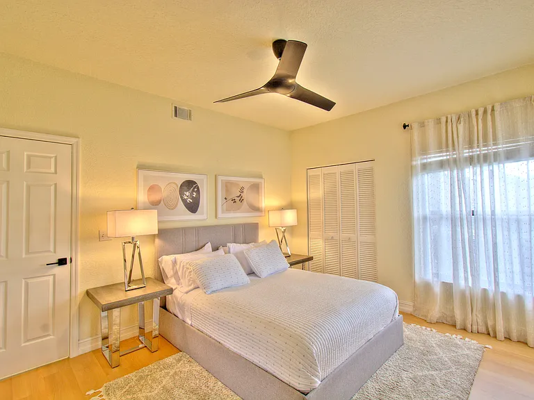 60 Emerald Woods Dr #B7 — Photo 20