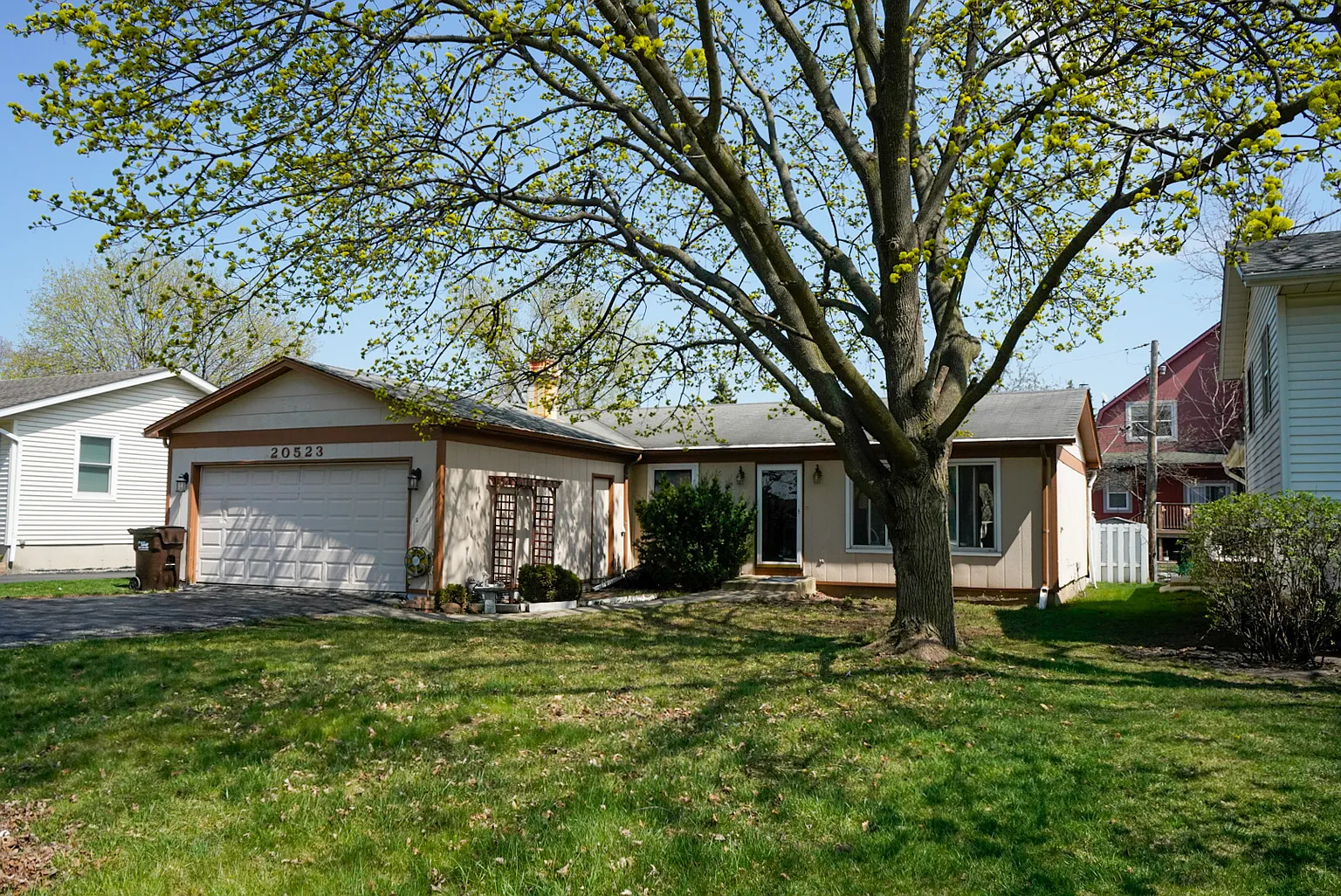 20523 N Margaret Ave photo 1