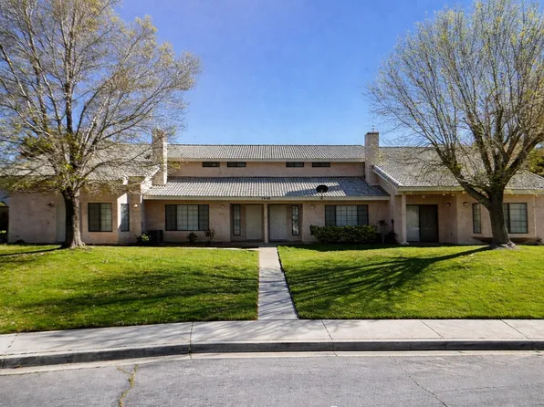 1840 E Avenue J9, Lancaster, CA 93535