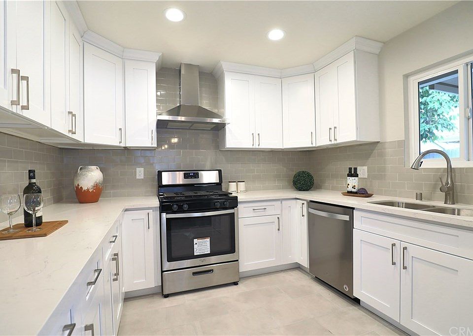1st image of 5316 N Burton Ave