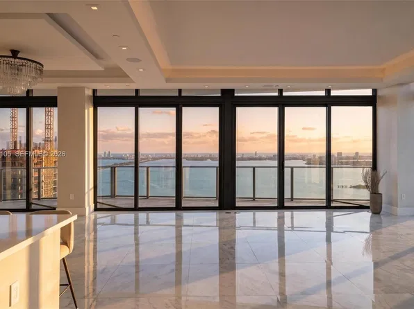 460 NE 28th St #Penthouse 4104, Miami, FL 33132