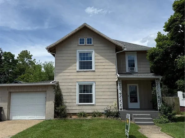 130 1st St, Newcomerstown, OH 43832