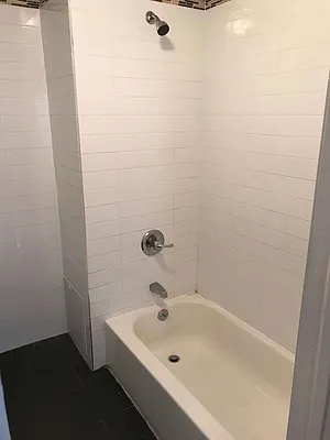 Rented by Flatiron Real Estate Advisors LLC | media 17