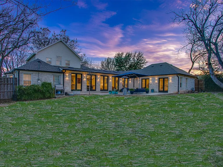 2045 Marydale Dr — Photo 40