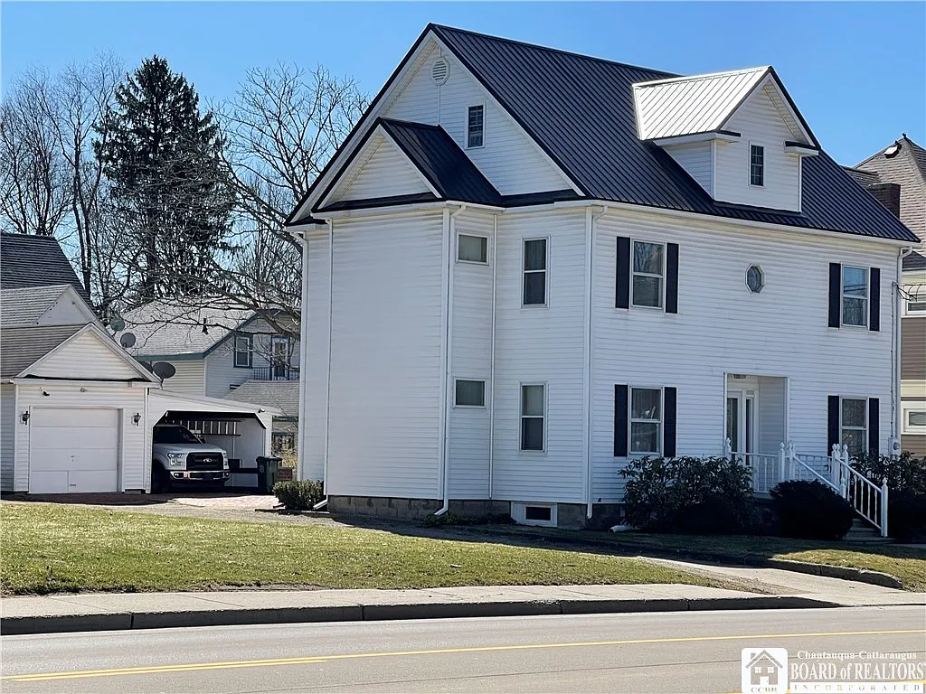 347 Fairmount Ave photo 1