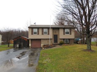21868 Golden Dr, Meadville, PA 16335