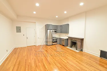 Rented by Peter Ashe