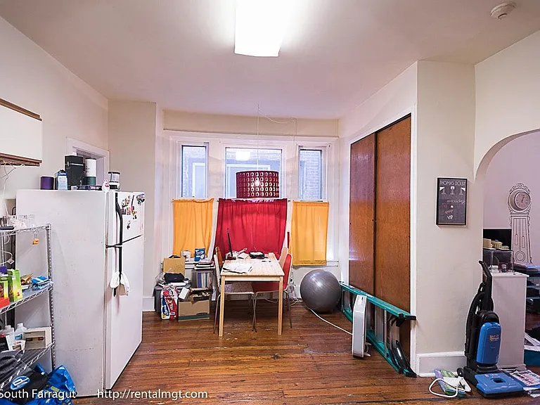 Kitchen (viewing north - tenant's furniture)