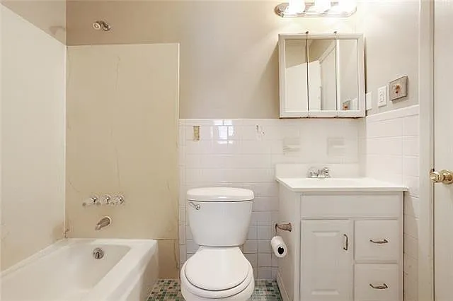 1004 Severn Ave — Photo 9