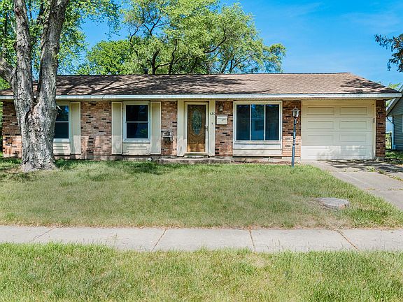 2nd image of 420 Sherwood Dr
