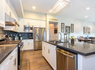 93 Promesa Ave, Mission Viejo, CA 92694