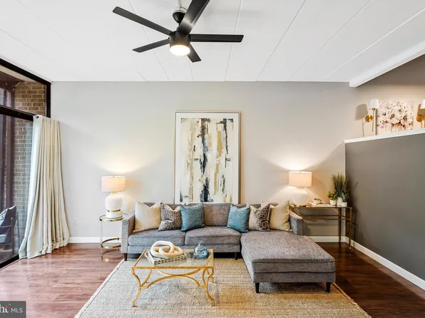 11556 Rolling Green Ct Unit 15/100A, Reston, VA 20191