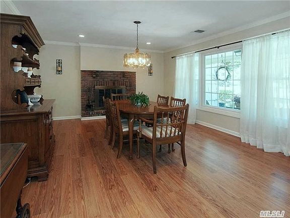 5th image of 31 Bedford Ave