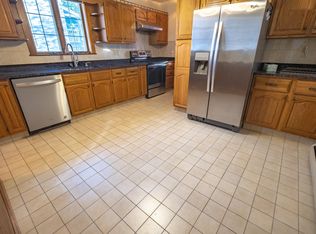 29 Jeanette Ave, Belmont, MA 02478