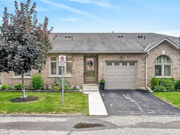 40 Braemar Ave #26, Caledonia, ON N3W 2N1
