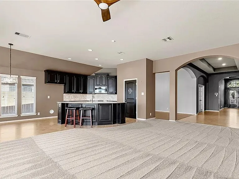 3028 Saddlehorn Dr — Photo 10