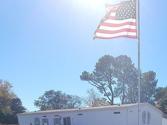 2nd image of 820 Magnolia Drive
