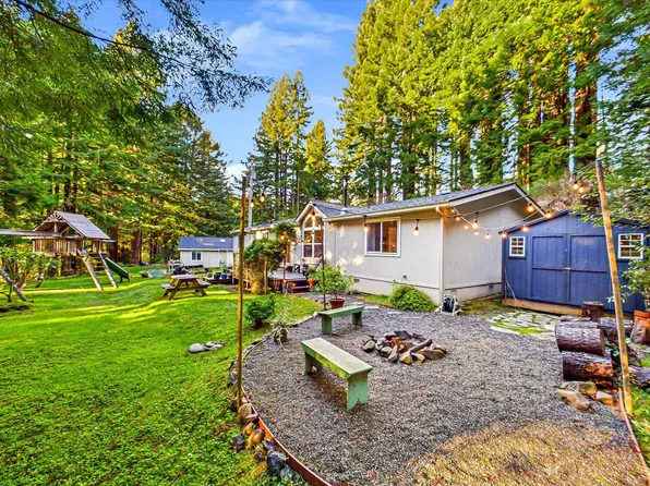 38 Deer Fern Ln, Bayside, CA 95524