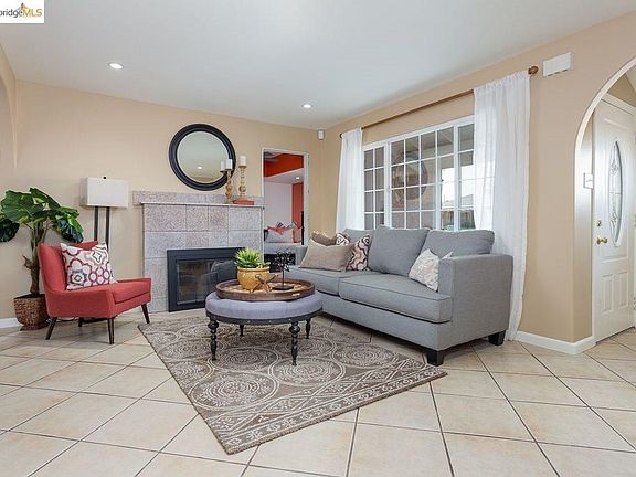 5th image of 1821 Biglow Dr