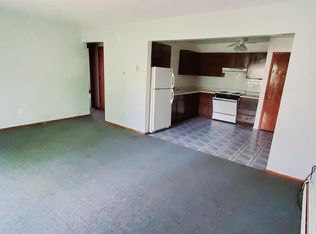 125 Strickland Ave #104, Twin Lakes, WI 53181