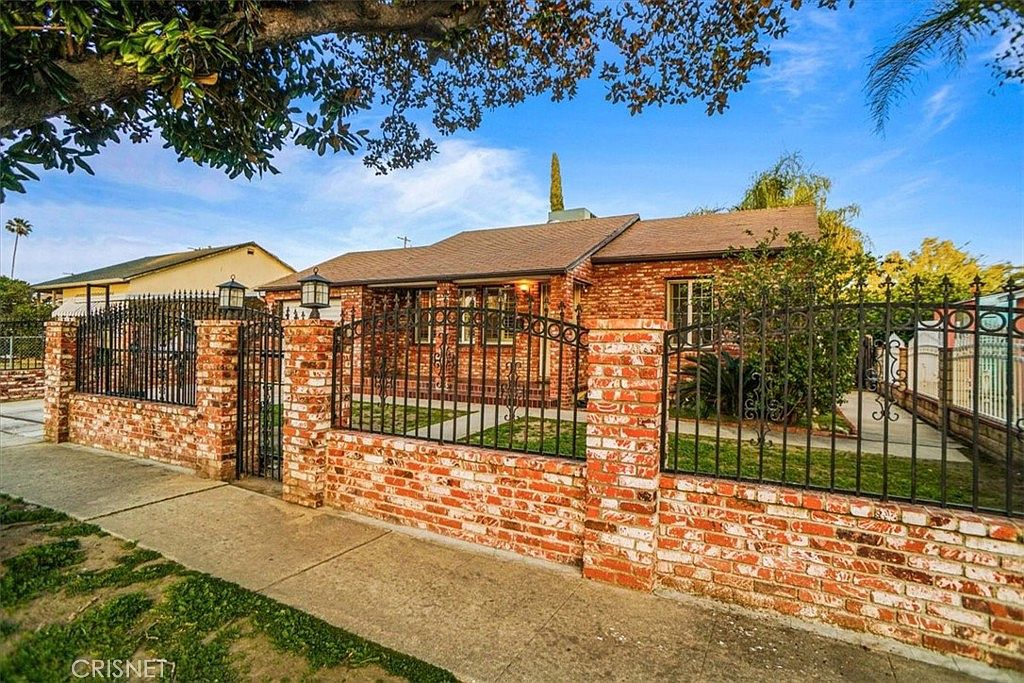 7924 Stansbury Ave, Panorama City, CA 91402 Zillow