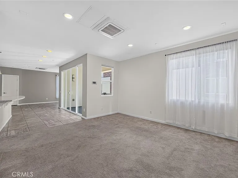 821 Brickyard Ln — Photo 27